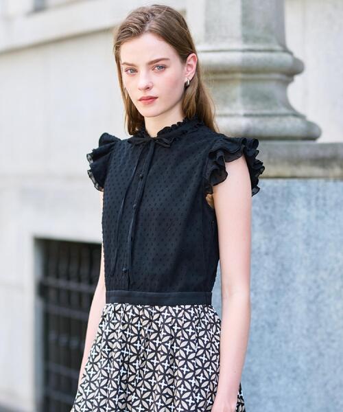 DRESSTERIOR（ドレステリア）の「【大人百花春号掲載 モデル美香さん着用】ドットジャカードオーバーラップコンビドレス（ワンピース・レディース・ブラック系4・34/36/38）」の6枚目の写真