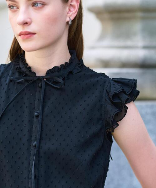 DRESSTERIOR（ドレステリア）の「【大人百花春号掲載 モデル美香さん着用】ドットジャカードオーバーラップコンビドレス（ワンピース・レディース・ブラック系4・34/36/38）」の8枚目の写真