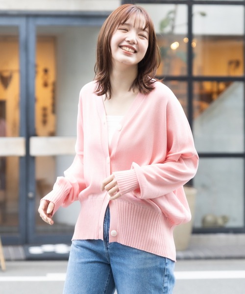 meeny miny（ミーニーマイニー）の「【meeny miny】【接触冷感／アンチピリング】ヨガインストラクター監修　美優Vカーディガン（カーディガン/ボレロ・レディース・ライトベージュ/ライトピンク/ライトグレー/ホワイト・MEDIUM/LARGE）」の4枚目の写真