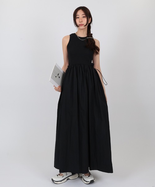 SUWDEE(スーディー)の「different material sleeveless one piece(ワンピース・レディース・ホワイト/ブラック・FREE)」の3枚目の写真