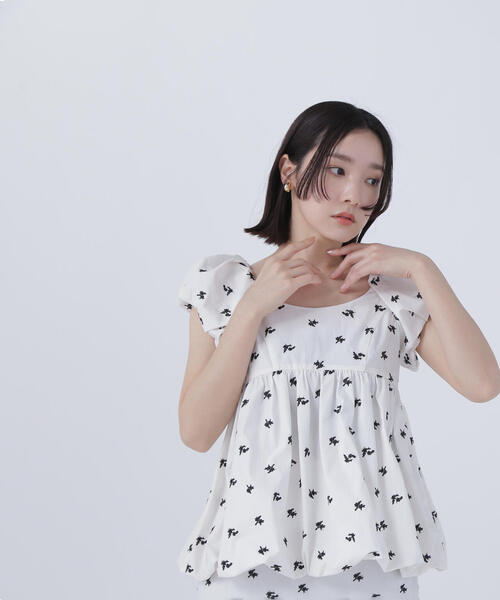 ナチュラルビューティーベーシック　エンブロイダリーシリーズ ブラウス NATURAL BEAUTY BASIC（ナチュラルビューティーベーシック）の