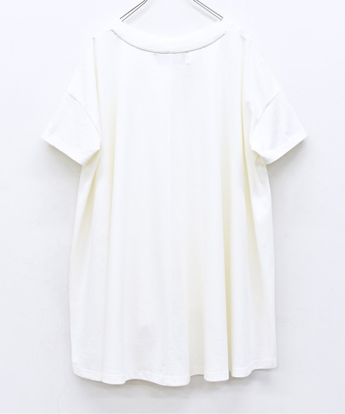 bedsidedrama(ベットサイドドラマ)の「YVES AND ADAM Flare T-Shirt(Tシャツ/カットソー・レディース・ナチュラル/ブラック/ホワイト・1/2)」の18枚目の写真