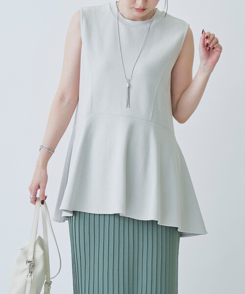 RONEL(ロネル)の「ペプラムノースリーブジャージープルオーバー(Tシャツ/カットソー・レディース・ブラック/オリーブ/ライトグレー/ホワイト・FREE)」の4枚目の写真