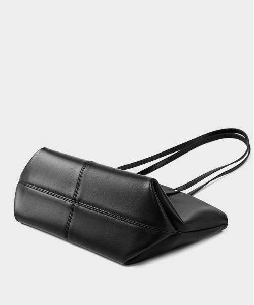 NiiNa（ニーナ）の「【 NiiNa / ニーナ 】高品質牛革 大容量 クラシック ラウンド トートバッグ（トートバッグ・レディース・ブラウン/ブラック・FREE）」の15枚目の写真