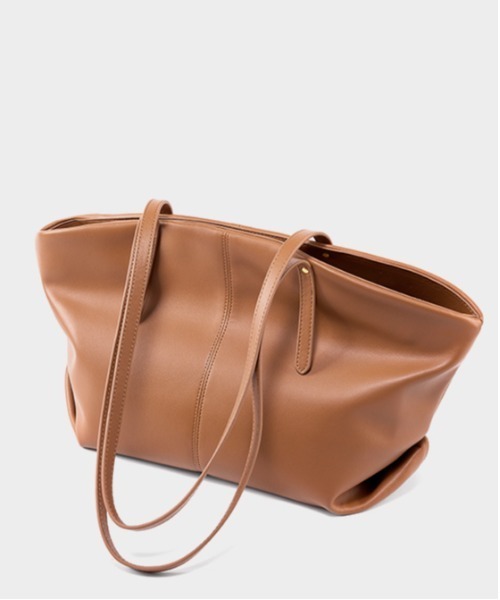 NiiNa（ニーナ）の「【 NiiNa / ニーナ 】高品質牛革 大容量 クラシック ラウンド トートバッグ（トートバッグ・レディース・ブラウン/ブラック・FREE）」の17枚目の写真