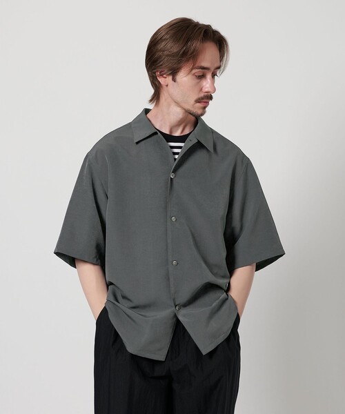 BEAUTY&YOUTH UNITED ARROWS(ビューティーアンドユースユナイテッドアローズ)の「シルキータッチ キャンプカラー フォルム シャツ(シャツ/ブラウス・メンズ・オリーブ/ライトブルー/ダークグレー/ライトグレー・XL/S/M/L)」の3枚目の写真