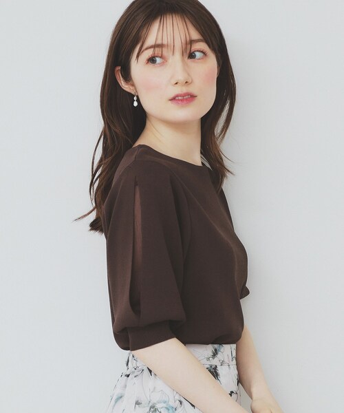 index（インデックス）の「《6色展開/XS-LLサイズ》ドライタッチ デザインスリーブニット【洗濯機洗い可/接触冷感/抗ピル】（ニット/セーター・レディース・チャコールグレー/ナチュラル/ネイビー/ピンク/ブラウン系その他/グリーン系・34/36/38/40/42）」の2枚目の写真