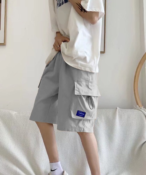 NOWLE(ノウル)の「【NOWLE】ワンポイント ミリタリー ショート カーゴパンツ(カーゴパンツ・メンズ・カーキ/ブラック系/カーキ系/ブラック/グレー系/グレー・FREE)」の3枚目の写真