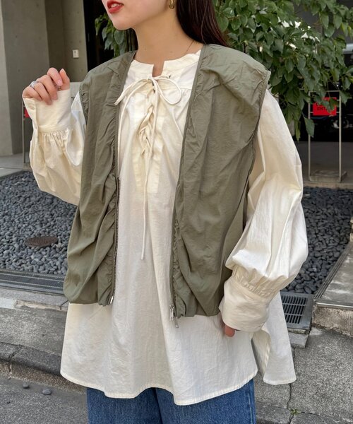 CIAOPANIC TYPY(チャオパニックティピー)の「【kairi企画】シアーナイロンバルーンベスト(ベスト・レディース・カーキ/ブラック/アイボリー・ONE SIZE)」の16枚目の写真