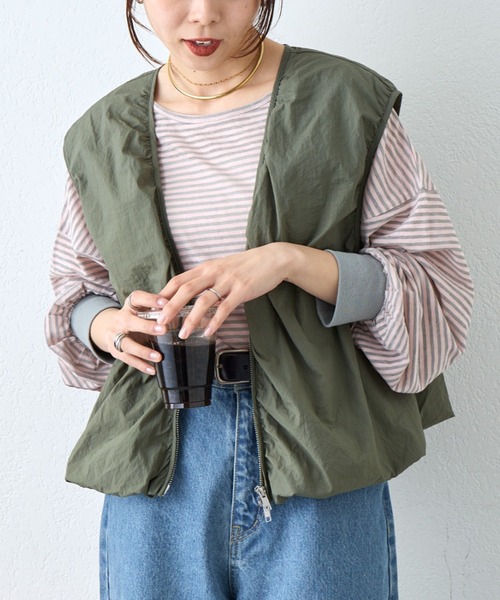 CIAOPANIC TYPY(チャオパニックティピー)の「シアーナイロンバルーンベスト(ベスト・レディース・カーキ/ブラック/アイボリー・ONE SIZE)」の3枚目の写真