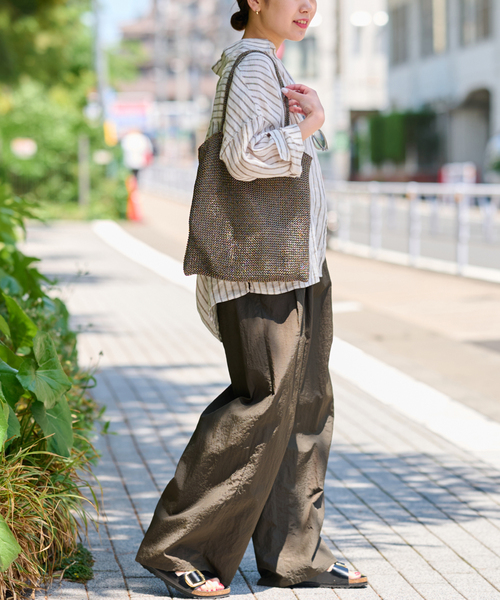 JOURNAL STANDARD relume（ジャーナルスタンダード　レリューム）の「ライトナイロンワイドパンツ（その他パンツ・レディース・ブラック/カーキ/ボルドー・36/38）」の10枚目の写真