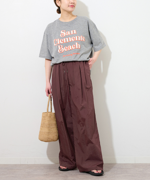 JOURNAL STANDARD relume（ジャーナルスタンダード　レリューム）の「ライトナイロンワイドパンツ（その他パンツ・レディース・ブラック/カーキ/ボルドー・36/38）」の15枚目の写真