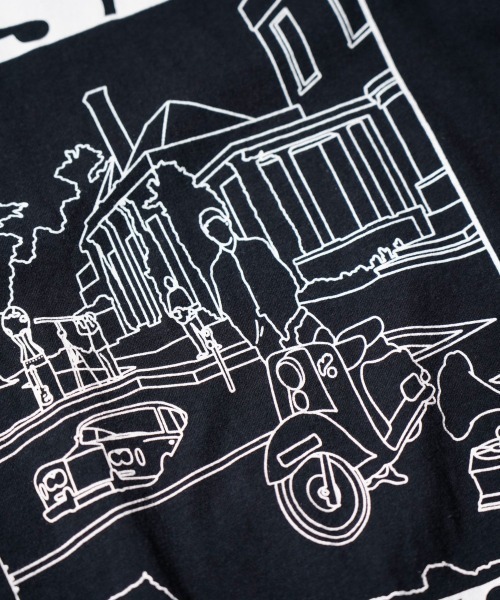 THRIFTY LOOK(スリフティールック)の「THRIFTY LOOK / スリフティールック THRIFTY 'OASIS' TEE オアシス(Tシャツ/カットソー・メンズ・ブラック/ブラック系2/ネイビー・MEDIUM/X-LARGE/LARGE)」の6枚目の写真