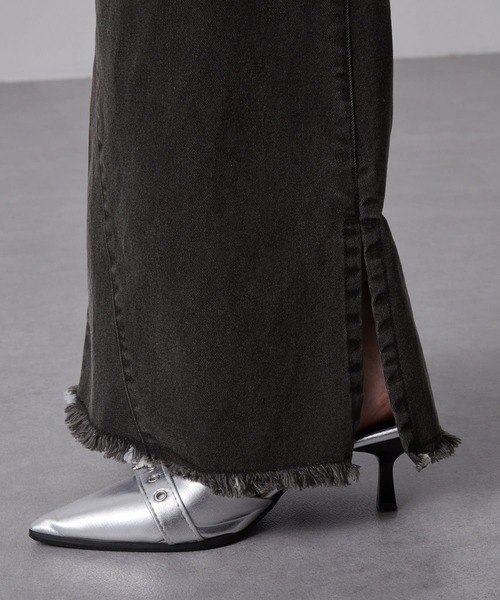 nui nullu（ヌイヌル）の「【nui nullu】ヴィンテージライク 裾フリンジ&スリット フレアデニムパンツ（デニムパンツ・レディース・ブルー系/ブラック系/ブルー系1・S/M/L）」の15枚目の写真