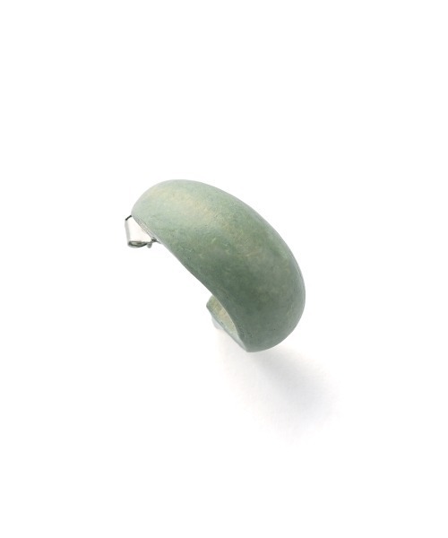 marjour(マージュール)の「WOOD HOOP PIERCE(ピアス(両耳用)・レディース・アイボリー/ブルー・FREE)」の11枚目の写真