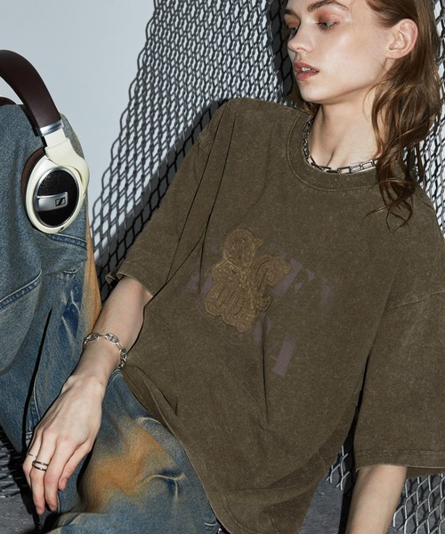 SWAGVIBE(スワッグバイブ)の「【SWAGVIBE】Frost Fade Patchwork Oversize Tee(Tシャツ/カットソー・メンズ・オフホワイト/ブラック/ダークブラウン・M/L)」の3枚目の写真