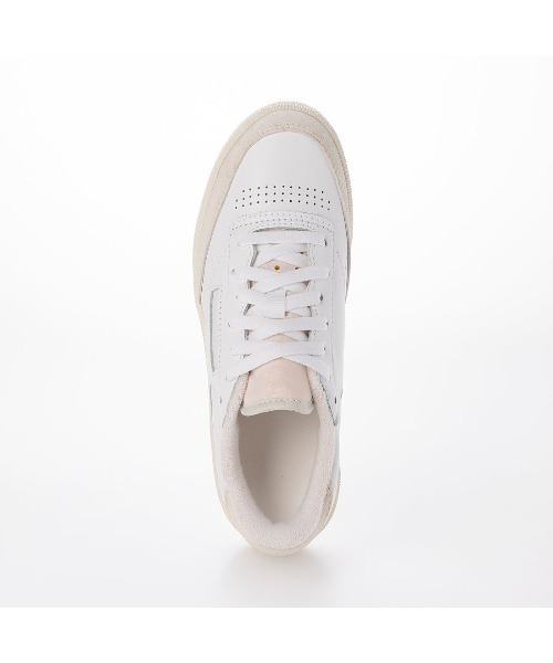 Reebok(リーボック)の「クラブシー 85 ヴィンテージ / CLUB C 85 VINTAGE(スニーカー・メンズ・ホワイト・23.0cm/23.5cm/24.5cm/24.0cm/25.0cm/25.5cm/26.0cm/26.5cm/27.0cm/27.5cm/28.0cm/28.5cm/29.0cm)」の4枚目の写真