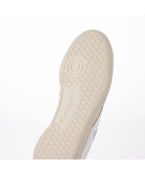 Reebok(リーボック)の「クラブシー 85 ヴィンテージ / CLUB C 85 VINTAGE(スニーカー・メンズ・ホワイト・23.0cm/23.5cm/24.5cm/24.0cm/25.0cm/25.5cm/26.0cm/26.5cm/27.0cm/27.5cm/28.0cm/28.5cm/29.0cm)」の5枚目の写真