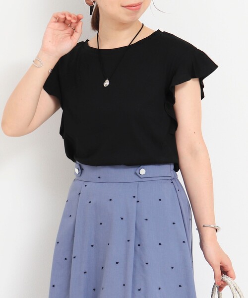 fredy couleur(フレディクルール)の「TC天竺袖フリルTシャツ(Tシャツ/カットソー・レディース・ブラック系その他/レッド/ブラック/オフホワイト・38)」の2枚目の写真