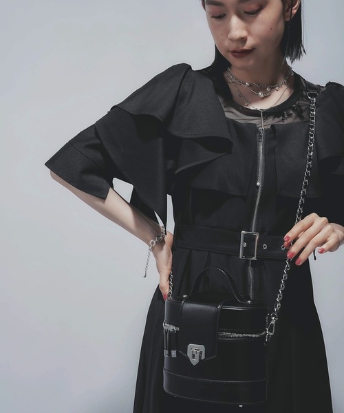 HARE（ハレ）の「カナグデザインバニティショルダーバッグ(HARE)（ショルダーバッグ・レディース・ブラック・FREE）」の6枚目の写真