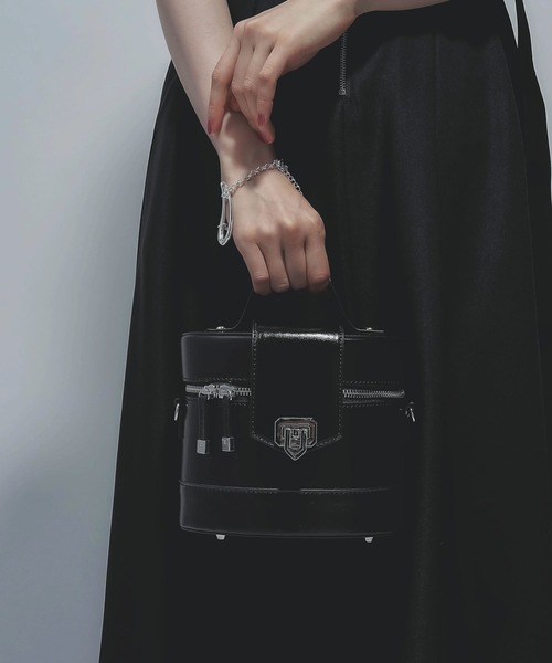 HARE（ハレ）の「カナグデザインバニティショルダーバッグ(HARE)（ショルダーバッグ・レディース・ブラック・FREE）」の8枚目の写真