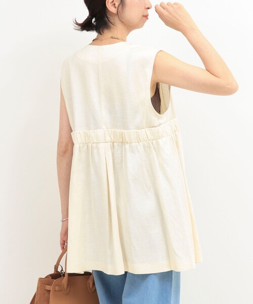 MICO COULIER（ミコクリエ）の「イージーケアリネンベスト（ノーカラージャケット・レディース・ダークネイビー/ベージュ/キナリ・38）」の2枚目の写真
