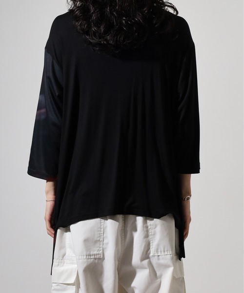 REGIEVO(レジエボ)の「ドレープ7分袖Tシャツ(Tシャツ/カットソー・メンズ・ブルー/レッド・M/L)」の5枚目の写真