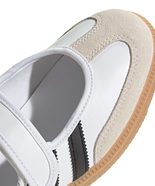 adidas(アディダス)の「adidas Originals SAMBA JANE (アディダスオリジナルス サンバ ジェーン)(スニーカー・レディース・ブラック系/ホワイト系/レッド系・24cm/24.5cm/25cm/23cm/23.5cm)」の10枚目の写真