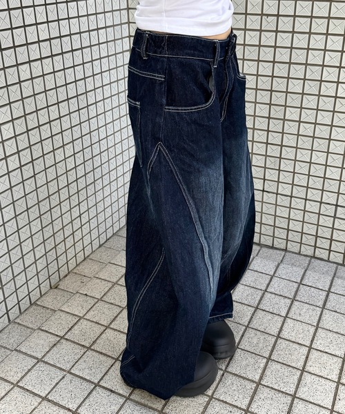 UNDERSTATEMENTs(アンダーステイトメント)の「【ユニセックス】ブラスト加工バルーン切り替えデニムパンツ(デニムパンツ・レディース・ブラック/インディゴブルー・SMALL/LARGE/MEDIUM)」の14枚目の写真