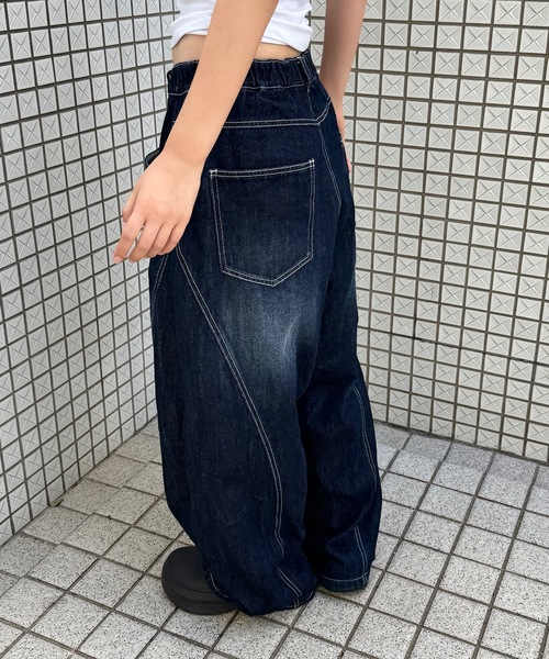 UNDERSTATEMENTs(アンダーステイトメント)の「【ユニセックス】ブラスト加工バルーン切り替えデニムパンツ(デニムパンツ・レディース・ブラック/インディゴブルー・SMALL/LARGE/MEDIUM)」の18枚目の写真