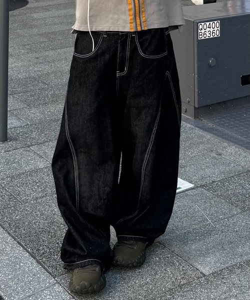 UNDERSTATEMENTs(アンダーステイトメント)の「【ユニセックス】ブラスト加工バルーン切り替えデニムパンツ(デニムパンツ・レディース・ブラック/インディゴブルー・SMALL/LARGE/MEDIUM)」の3枚目の写真