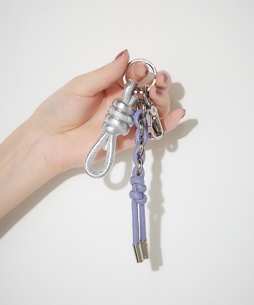 BIRTHDAY BAR（バースデイバー）の「【BEAURE　ビュレ】ノットチャーム（チャーム・レディース・シルバー/ブラウン/グリーン・0）」の3枚目の写真