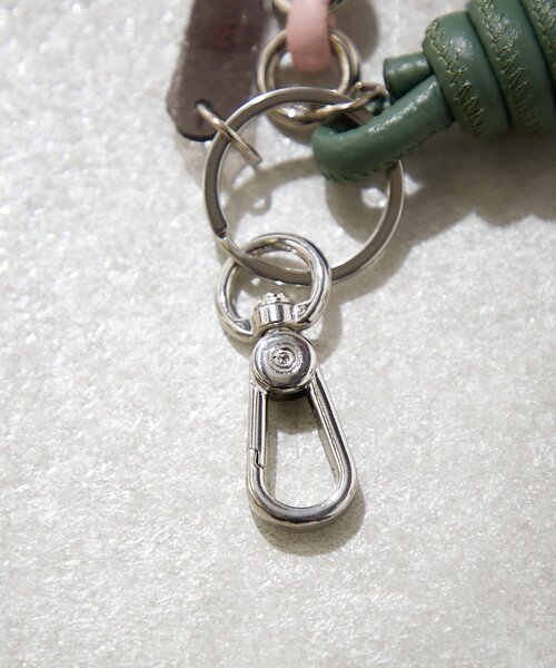 BIRTHDAY BAR（バースデイバー）の「【BEAURE　ビュレ】ノットチャーム（チャーム・レディース・シルバー/ブラウン/グリーン・0）」の8枚目の写真