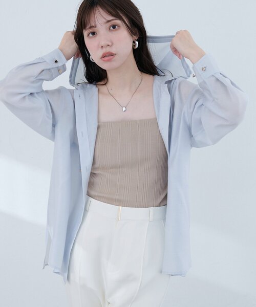 natural couture(ナチュラルクチュール)の「【sherbet line】接触冷感 フーデッド羽織シャツ(シャツ/ブラウス・レディース・ブラック/サックスブルー/グレー/オフホワイト・FREE)」の4枚目の写真