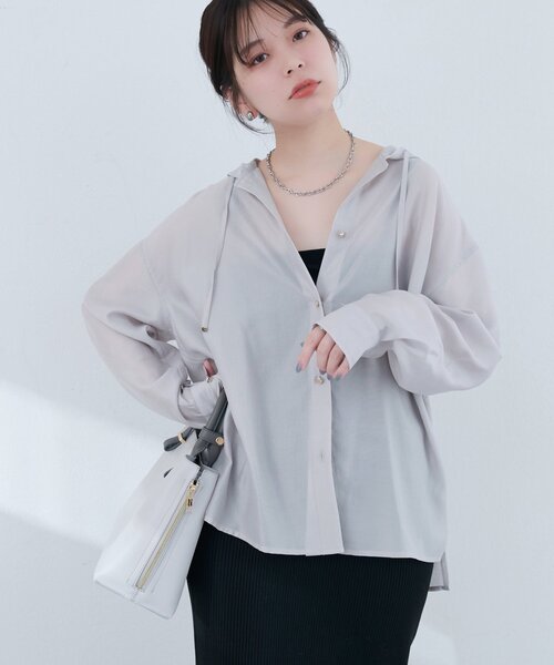 natural couture(ナチュラルクチュール)の「【sherbet line】接触冷感 フーデッド羽織シャツ(シャツ/ブラウス・レディース・ブラック/サックスブルー/グレー/オフホワイト・FREE)」の20枚目の写真