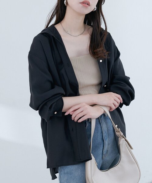 natural couture(ナチュラルクチュール)の「【sherbet line】接触冷感 フーデッド羽織シャツ(シャツ/ブラウス・レディース・ブラック/サックスブルー/グレー/オフホワイト・FREE)」の9枚目の写真