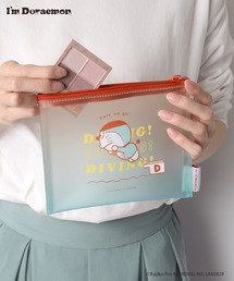 Flowering（フラワーリング）の「I’M DORAEMON/グラデーションフラットポーチ（ポーチ）」