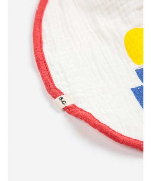 BOBO CHOSES(ボボショーズ)の「Bobo Choo Choo bib set(スタイ/よだれかけ・キッズ・ネイビー・ONE SIZE)」の4枚目の写真