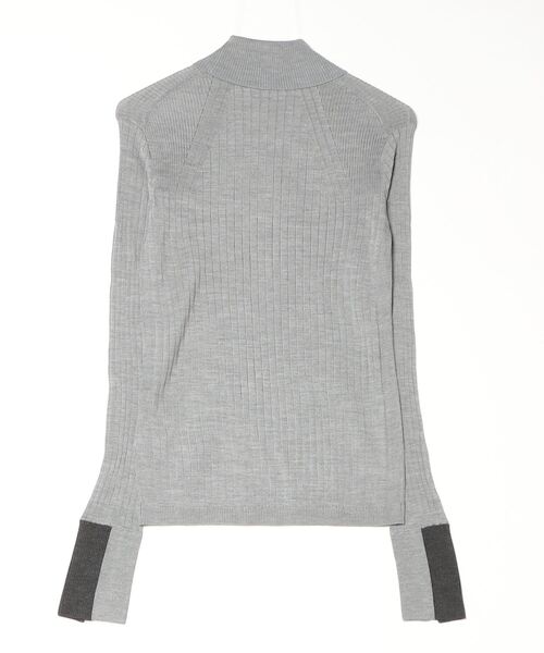 CINOH(チノ)の「SILK TURTLE NECK TIGHT KNIT(ニット/セーター・レディース・ネイビー/チャコールグレー/ライトグレー・38)」の10枚目の写真