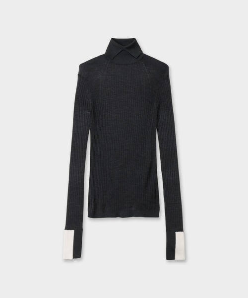 CINOH(チノ)の「SILK TURTLE NECK TIGHT KNIT(ニット/セーター・レディース・ネイビー/チャコールグレー/ライトグレー・38)」の2枚目の写真