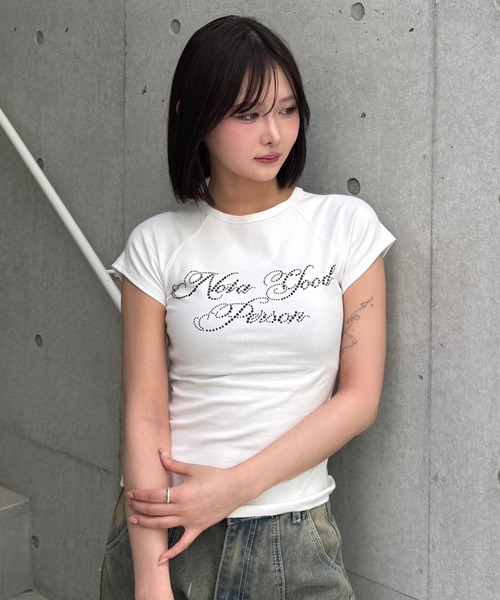 ZIPPER CLUB(ZIPPER CLUB ジッパークラブ)の「Edge letter Tshirt(Tシャツ/カットソー・レディース・ホワイト/ブラック・LARGE/MEDIUM/SMALL)」の4枚目の写真