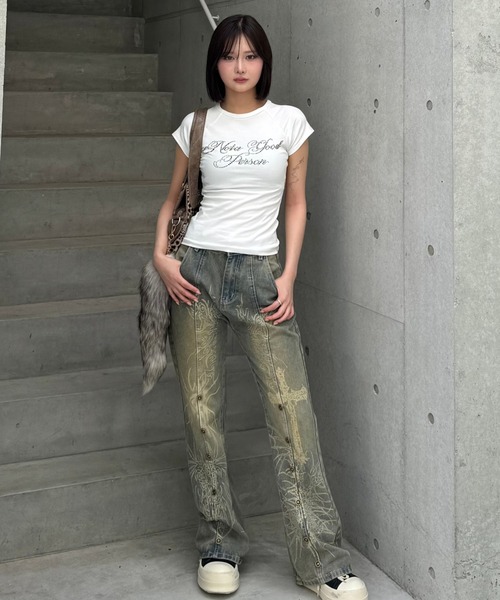 ZIPPER CLUB(ZIPPER CLUB ジッパークラブ)の「Edge letter Tshirt(Tシャツ/カットソー・レディース・ホワイト/ブラック・LARGE/MEDIUM/SMALL)」の10枚目の写真