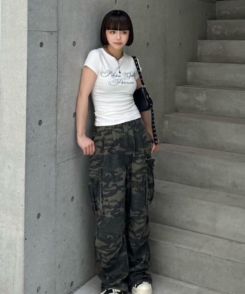 ZIPPER CLUB(ZIPPER CLUB ジッパークラブ)の「Edge letter Tshirt(Tシャツ/カットソー・レディース・ホワイト/ブラック・LARGE/MEDIUM/SMALL)」の11枚目の写真