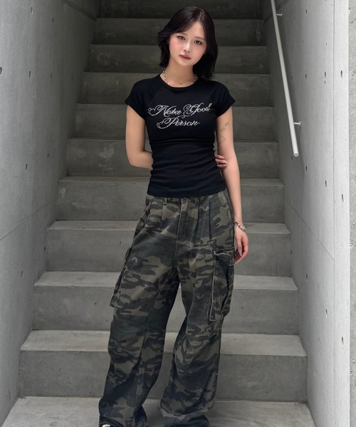 ZIPPER CLUB(ZIPPER CLUB ジッパークラブ)の「Edge letter Tshirt(Tシャツ/カットソー・レディース・ホワイト/ブラック・LARGE/MEDIUM/SMALL)」の15枚目の写真
