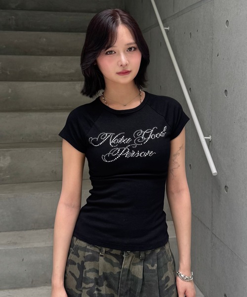 ZIPPER CLUB(ZIPPER CLUB ジッパークラブ)の「Edge letter Tshirt(Tシャツ/カットソー・レディース・ホワイト/ブラック・LARGE/MEDIUM/SMALL)」の6枚目の写真