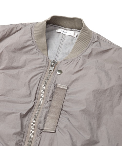 Sandinista（サンディニスタ）の「MA-1 - Overdyed / 後染めエムエーワン（MA-1・メンズ・ブラック/グレー・LARGE/MEDIUM/SMALL）」の7枚目の写真