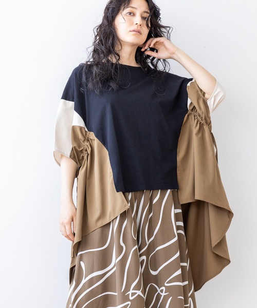 OSMOSIS(オズモーシス)の「サイドギャザープルオーバー(Tシャツ/カットソー・レディース・ブラック/カーキ/アイボリー・ONE SIZE)」の7枚目の写真