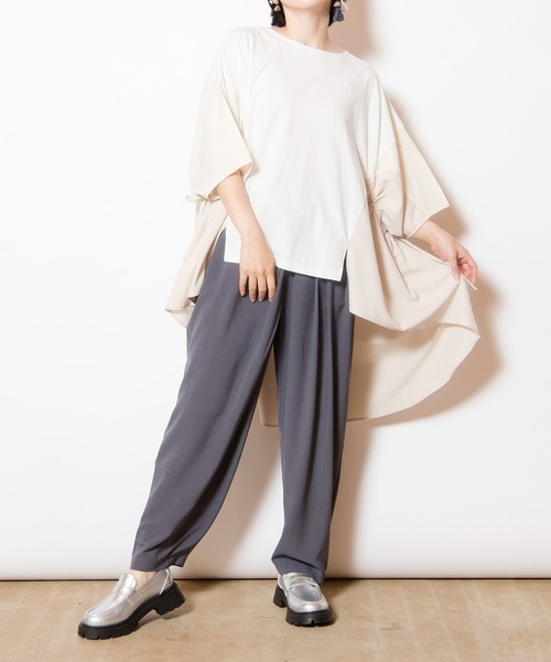 OSMOSIS(オズモーシス)の「サイドギャザープルオーバー(Tシャツ/カットソー・レディース・ブラック/カーキ/アイボリー・ONE SIZE)」の21枚目の写真
