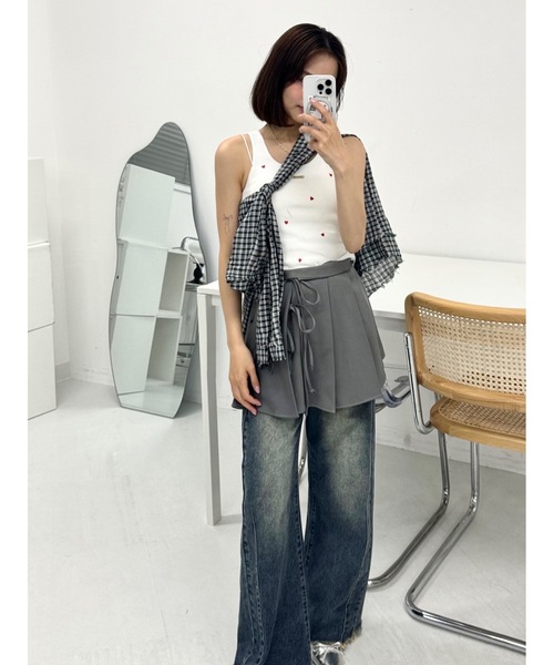 JUMELLE(ジュメロ)の「wrap pleats skirt(スカート・レディース・グレー/ベージュ・MEDIUM)」の18枚目の写真