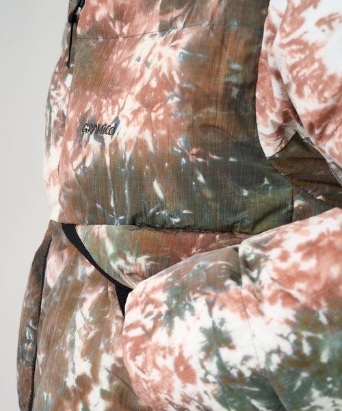 Gramicci(グラミチ)の「DOWN PUFFER HOODED JACKET|ダウンパファーフーデッドジャケット(ダウンジャケット/コート・メンズ・その他/レッド/ブラック/ブラウン・XL/XS/XXL/S/M/L)」の14枚目の写真